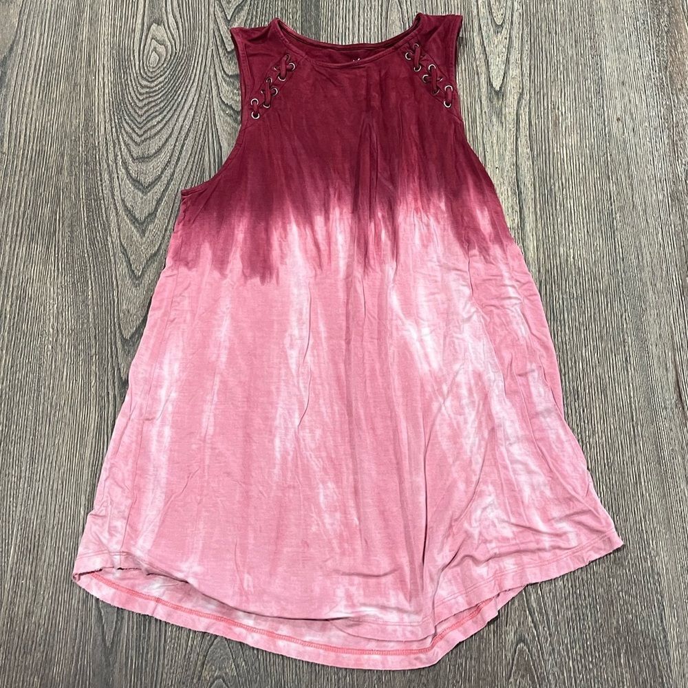 American Eagle Tank Top Medium Pink Red Dip Dye Soft & Sexy Sleeveless Lace Up